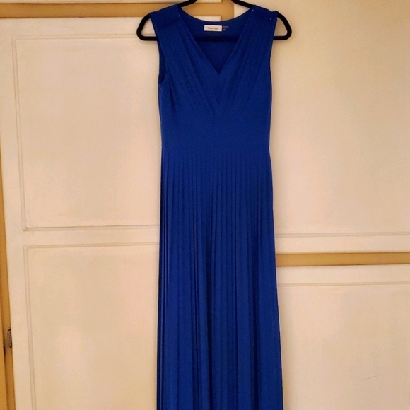 Calvin Klein Women's Maxi Dress 👗 - Picture 2 of 11